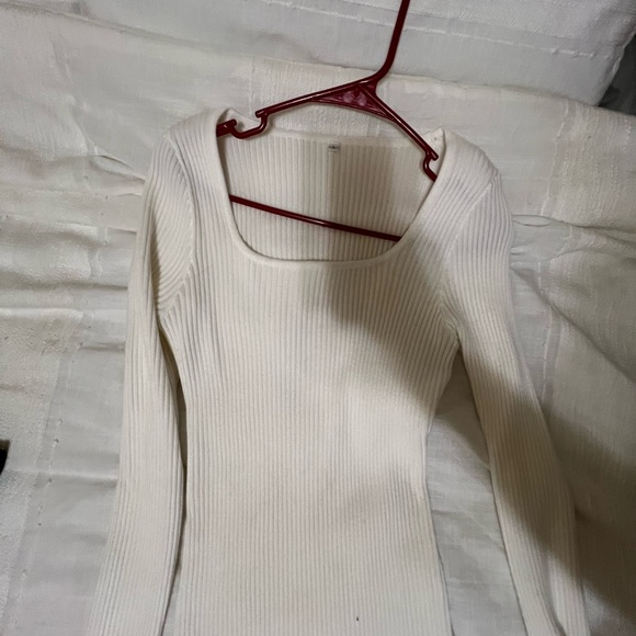 Dresses & Skirts - White midi body-con sweater dress